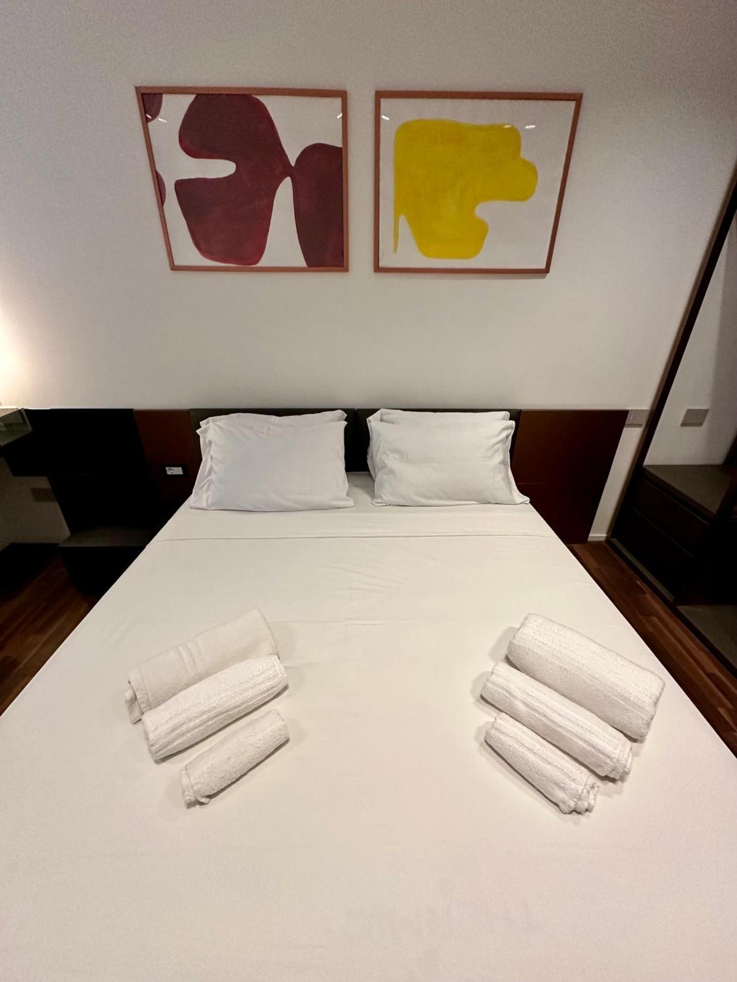 Appartamento Casa Broletto - Centro Citta Milano Esterno foto