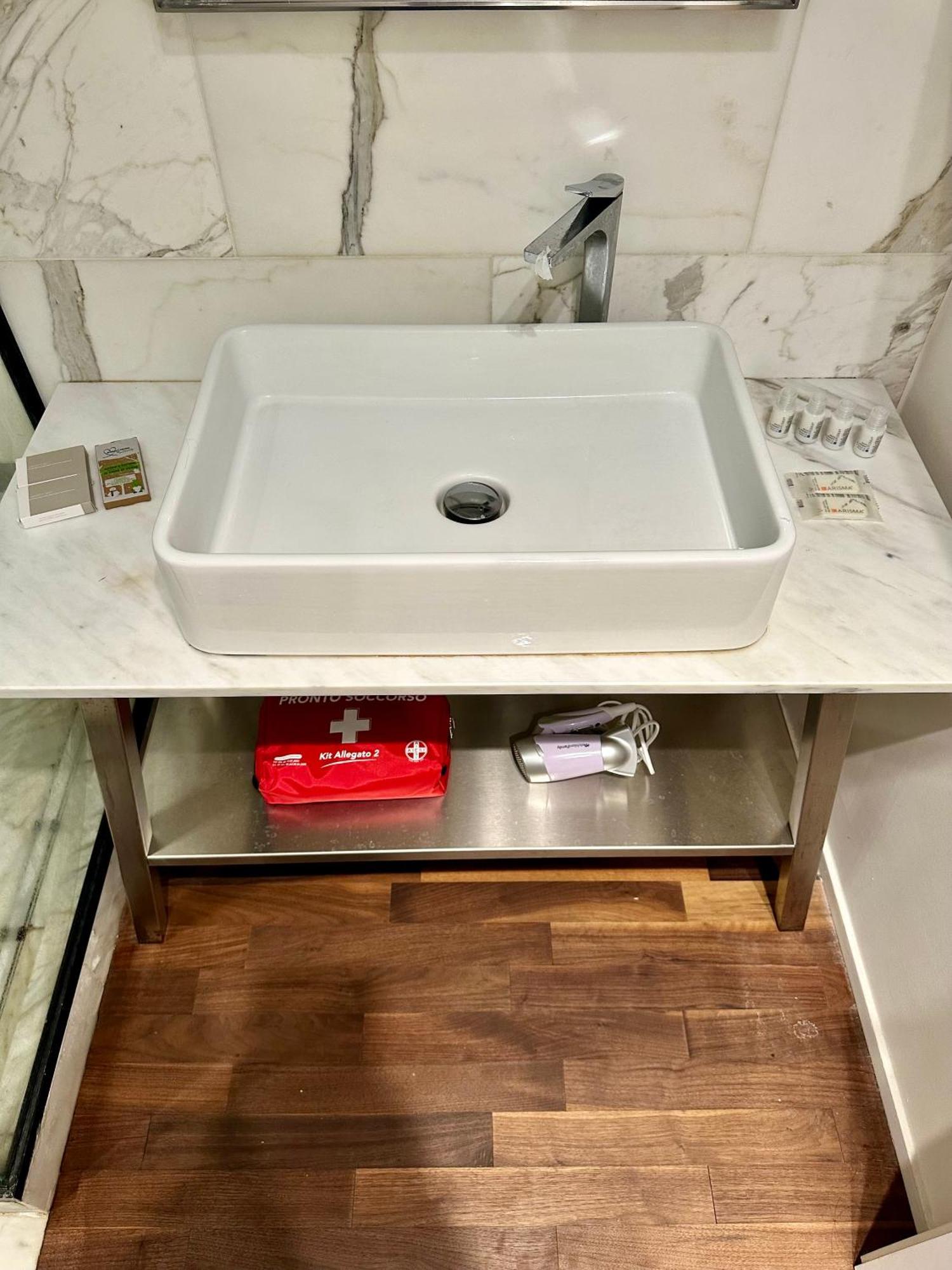 Appartamento Casa Broletto - Centro Citta Milano Esterno foto